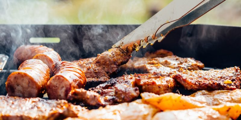 Existe um modo certo de cortar a carne para churrasco?