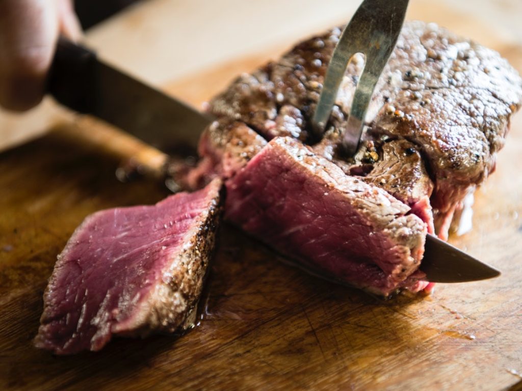 Steak shoulder: a picanha dianteira que faz sucesso em qualquer churrasco